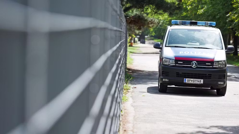 Mann will Tiere schützen – von Jugendbande attackiert!